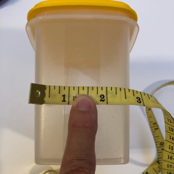 Tupperware Small Container with Yellow Lid EUC - Picture 13 of 13